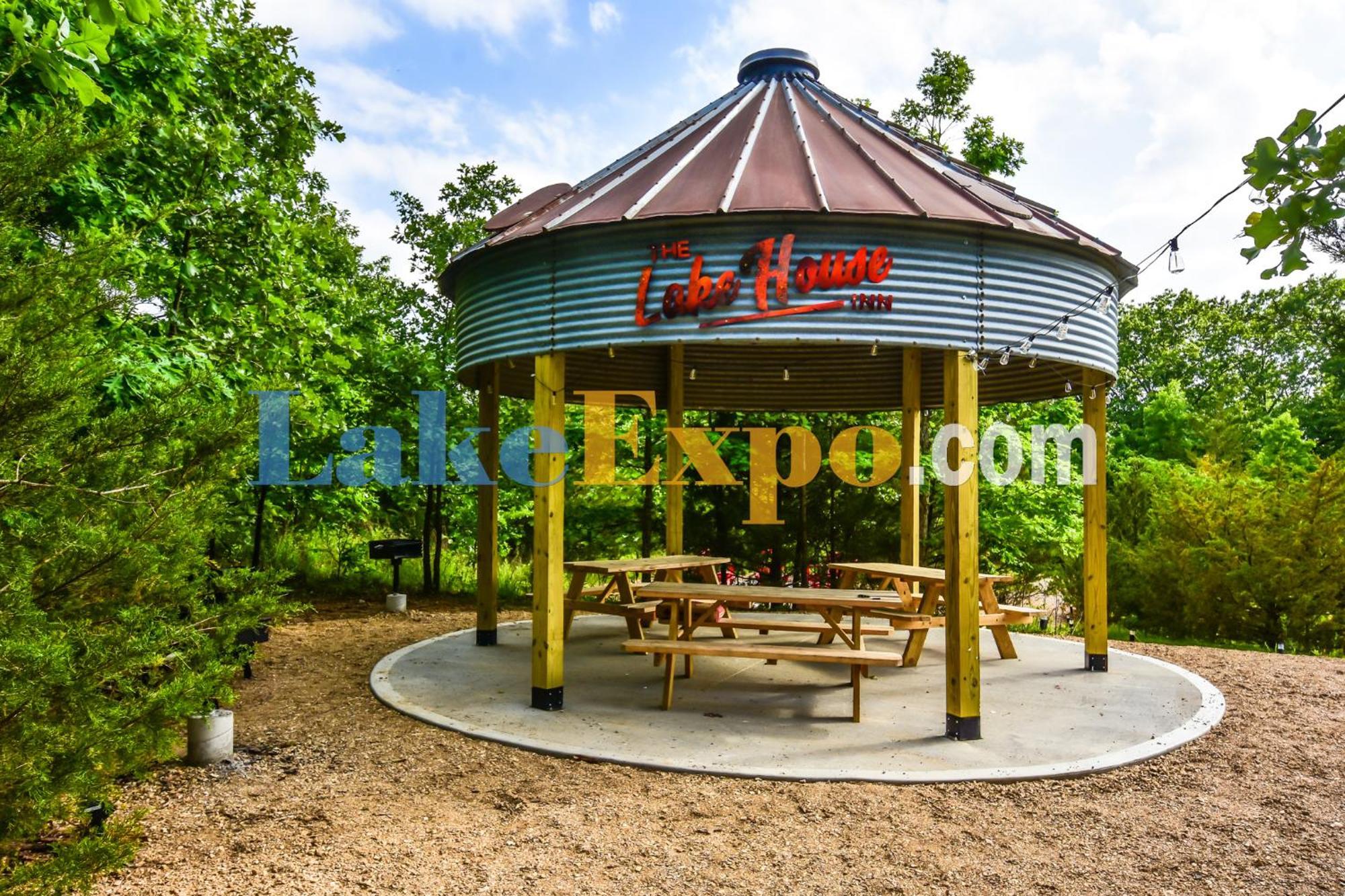 The Lake House Inn Laurie Esterno foto