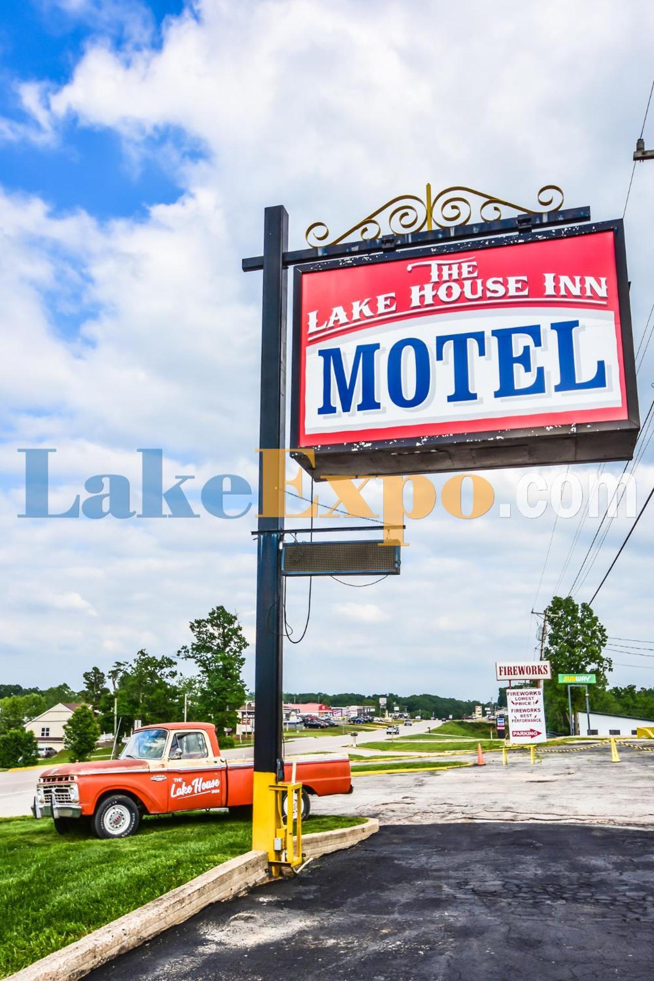 The Lake House Inn Laurie Esterno foto